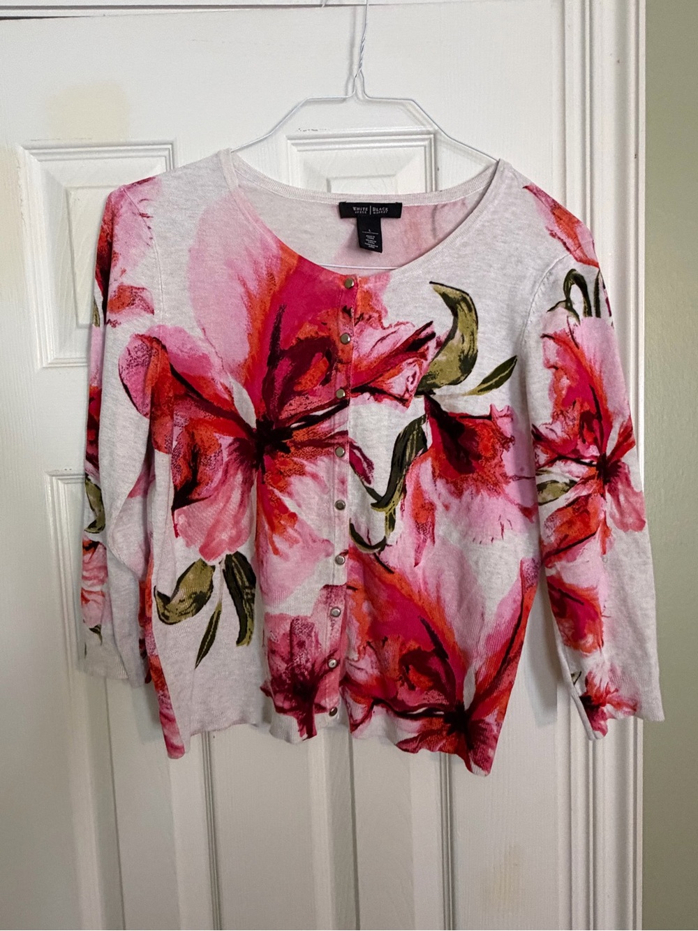 White House Black Market Worthington Pink Floral Button-Front Cardigan